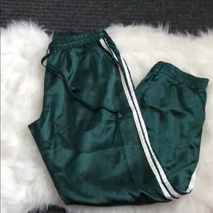 Fashionnova jogger bottom